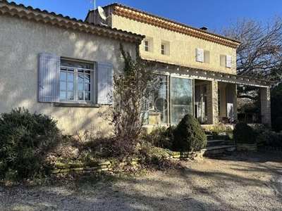 Maison de luxe en vente à Cabrières-d'Avignon, France