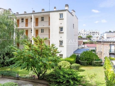 4 room luxury Flat for sale in Paris, France