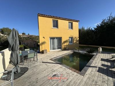 4 room luxury House for sale in Carros, French Riviera