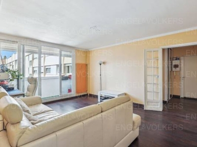 Luxury Apartment for sale in Puteaux, France