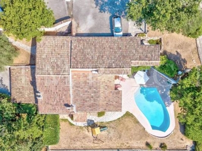 Luxury House for sale in Châteauneuf-Grasse, France