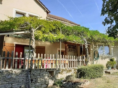 Vente maison 16 pièces 178 m² Limogne-en-Quercy (46260)