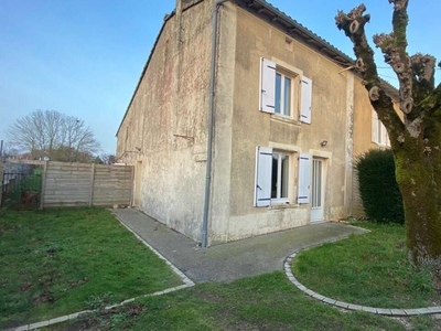 Vente maison 4 pièces 91 m² Aigondigné (79370)