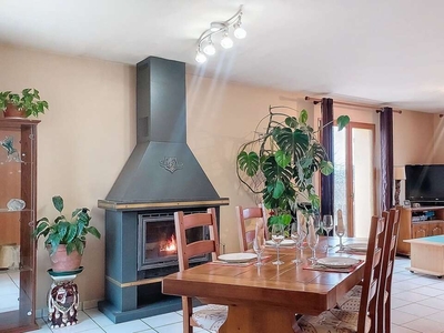 Vente maison 5 pièces 106 m² Colombier-Saugnieu (69124)