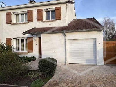 Vente maison 6 pièces 100 m² Combs-la-Ville (77380)