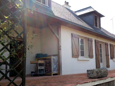 Vente maison 6 pièces 110 m² Les Garennes-sur-Loire (49610)