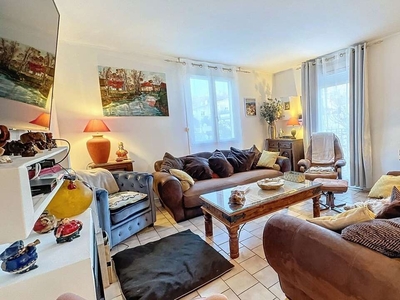 Vente maison 6 pièces 177 m² Sainte-Maxime (83120)