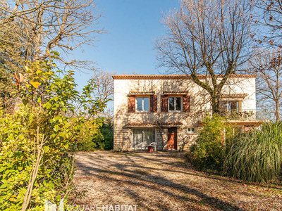 Vente maison 7 pièces 180 m² Aix-en-Provence (13090)