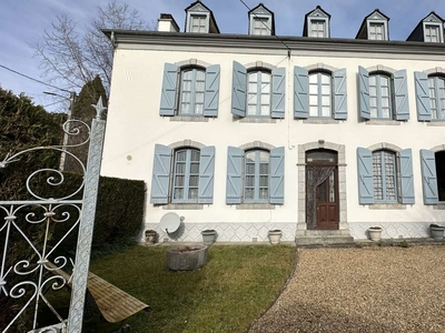Vente maison 9 pièces 159 m² Lourdes (65100)