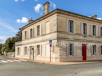 Vente maison 9 pièces 275 m² Ambarès-Et-Lagrave (33440)