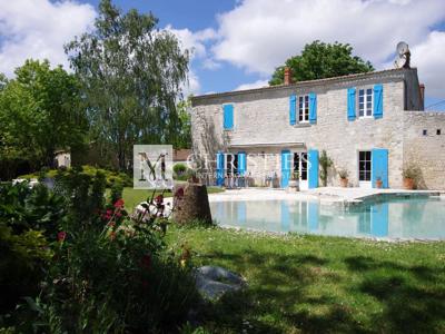11 room luxury Hotel for sale in Dompierre-sur-Mer, Nouvelle-Aquitaine