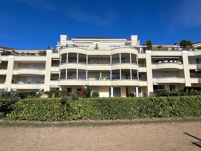 Appartement de luxe de 103 m2 en vente Charbonnières-les-Bains, France
