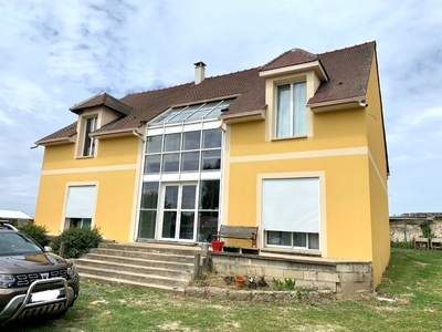 5 room luxury Villa for sale in Vernou-la-Celle-sur-Seine, Île-de-France