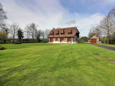 Maison de 6 pièces de luxe en vente à Pont-l'Évêque, Normandie