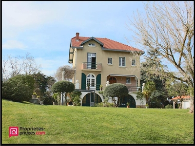 Villa de luxe de 8 pièces en vente Lisle-sur-Tarn, France