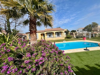 Maison de 3 chambres de luxe en vente à Fos-sur-Mer, Provence-Alpes-Côte d'Azur