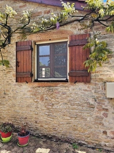 Maison de luxe de 5 chambres en vente à Davayé, Bourgogne-Franche-Comté