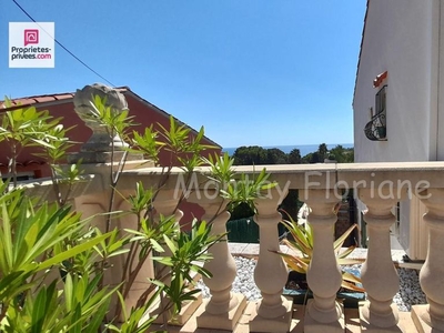 Maison de luxe en vente à Roquebrune-sur-Argens, Provence-Alpes-Côte d'Azur