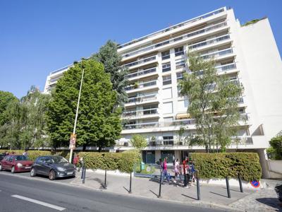 Appartement de luxe de 78 m2 en vente Courbevoie, France