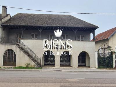 Prestigieux immeuble de rapport en vente à Beaune, Bourgogne-Franche-Comté