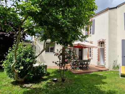 Vente maison 5 pièces 135 m² La Roche-sur-Yon (85000)