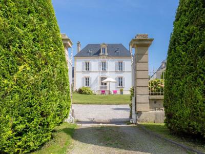 Maison de luxe 7 chambres en vente à Bayeux, France