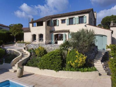 Villa de luxe de 9 pièces en vente Antibes, Provence-Alpes-Côte d'Azur