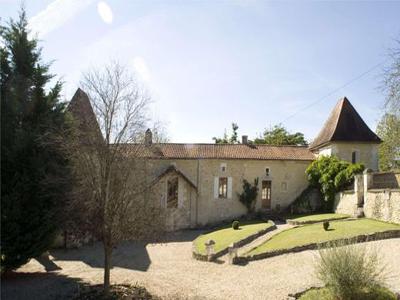 prestigieuse maison en vente tocane-saint-apre, aquitaine