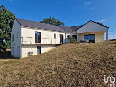 Vente maison 5 pièces 151 m² Châtellerault (86100)