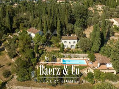 Villa de 12 pièces de luxe en vente 06130, Grasse, Provence-Alpes-Côte d'Azur