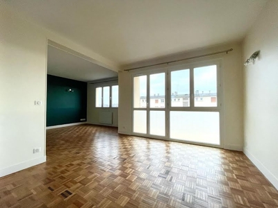Location appartement 4 pièces 67 m²