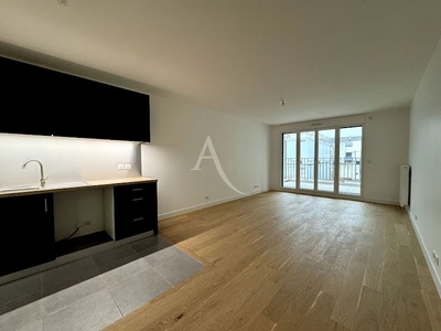 Location appartement 4 pièces 83.36 m²