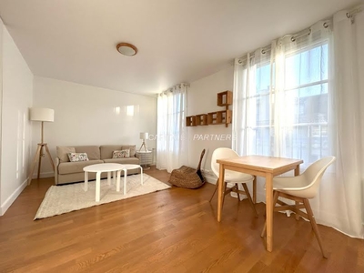 Location meublée appartement 1 pièce 32 m²