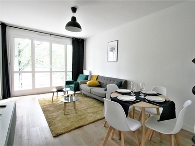 Location meublée appartement 4 pièces 79.21 m²
