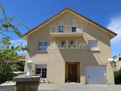 Vente maison 10 pièces 192.04 m²