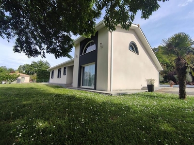 Vente maison 5 pièces 172.72 m²