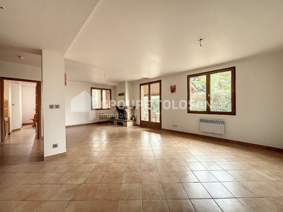 Vente maison 7 pièces 225 m²