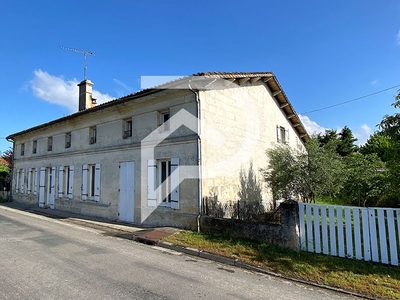 Vente maison 7 pièces 254 m²