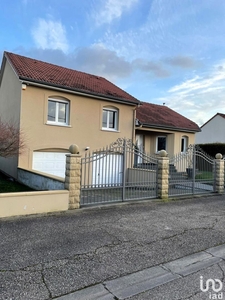 Maison 5 pièces de 115 m² à Monneren (57920)
