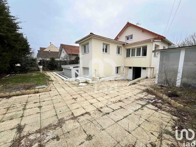 Maison 8 pièces de 166 m² à Draveil (91210)