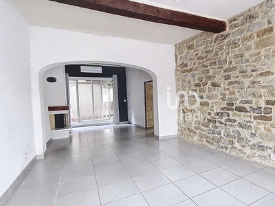 Maison de village 5 pièces de 130 m² à Saint-Laurent-d'Aigouze (30220)