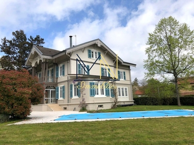 Maison de luxe 7 chambres en vente à Brognard, France