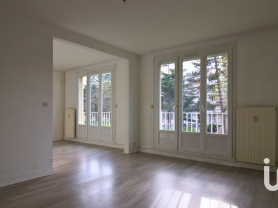 Appartement 4 pièces de 72 m² à Senlis (60300)