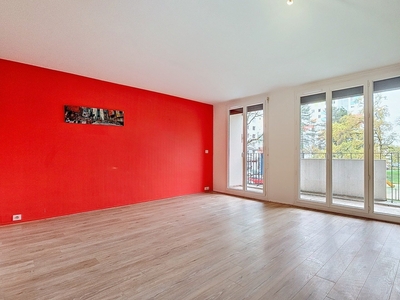 Appartement 4 pièces de 84 m² à Pau (64000)