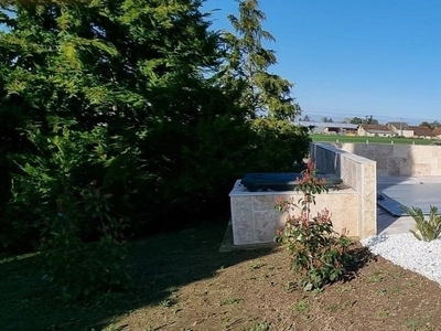 Maison 4 pièces de 153 m² à Bergerac (24100)