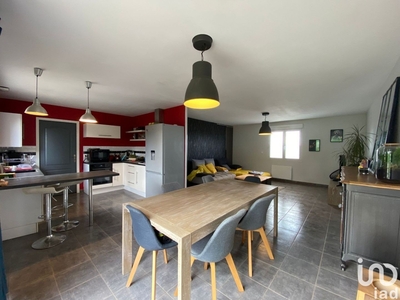 Maison 4 pièces de 99 m² à Fleury-la-Vallée (89113)