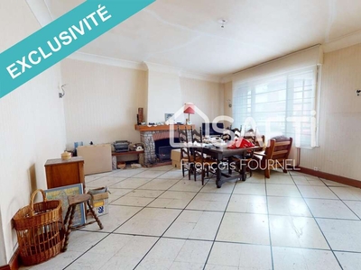 Vente maison 10 pièces 238 m² Aire-sur-la-Lys (62120)