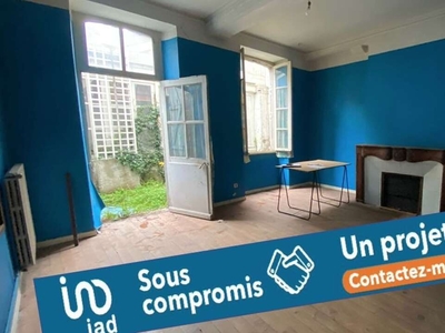 Vente maison 4 pièces 132 m² Oloron-Sainte-Marie (64400)