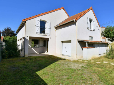 Vente maison 7 pièces 185 m² Athis-Mons (91200)