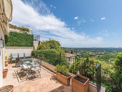 Villa de 10 pièces de luxe en vente Châteauneuf-Grasse, Provence-Alpes-Côte d'Azur